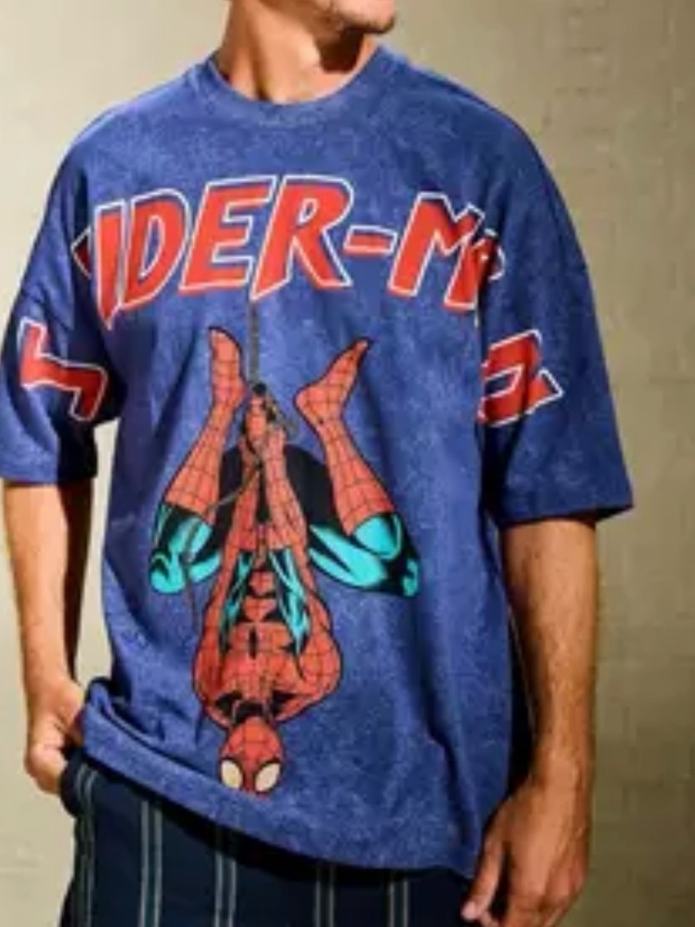 BoxLunch Marvel Spider-Man Upside Down Graphic T-Shirt sz XL Oversized